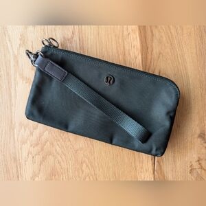 Lululemon Clutch